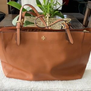 Tory Burch tote
